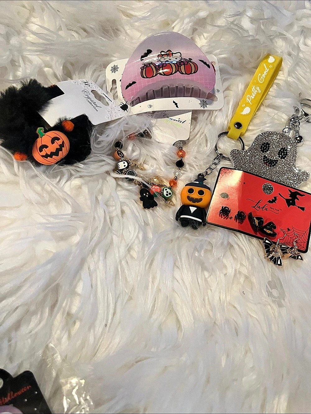 Sanrio Halloween Keychain & Card Holder Set Red & Yellow